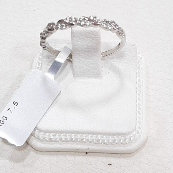 Ring 14 carats white gold with white CZ